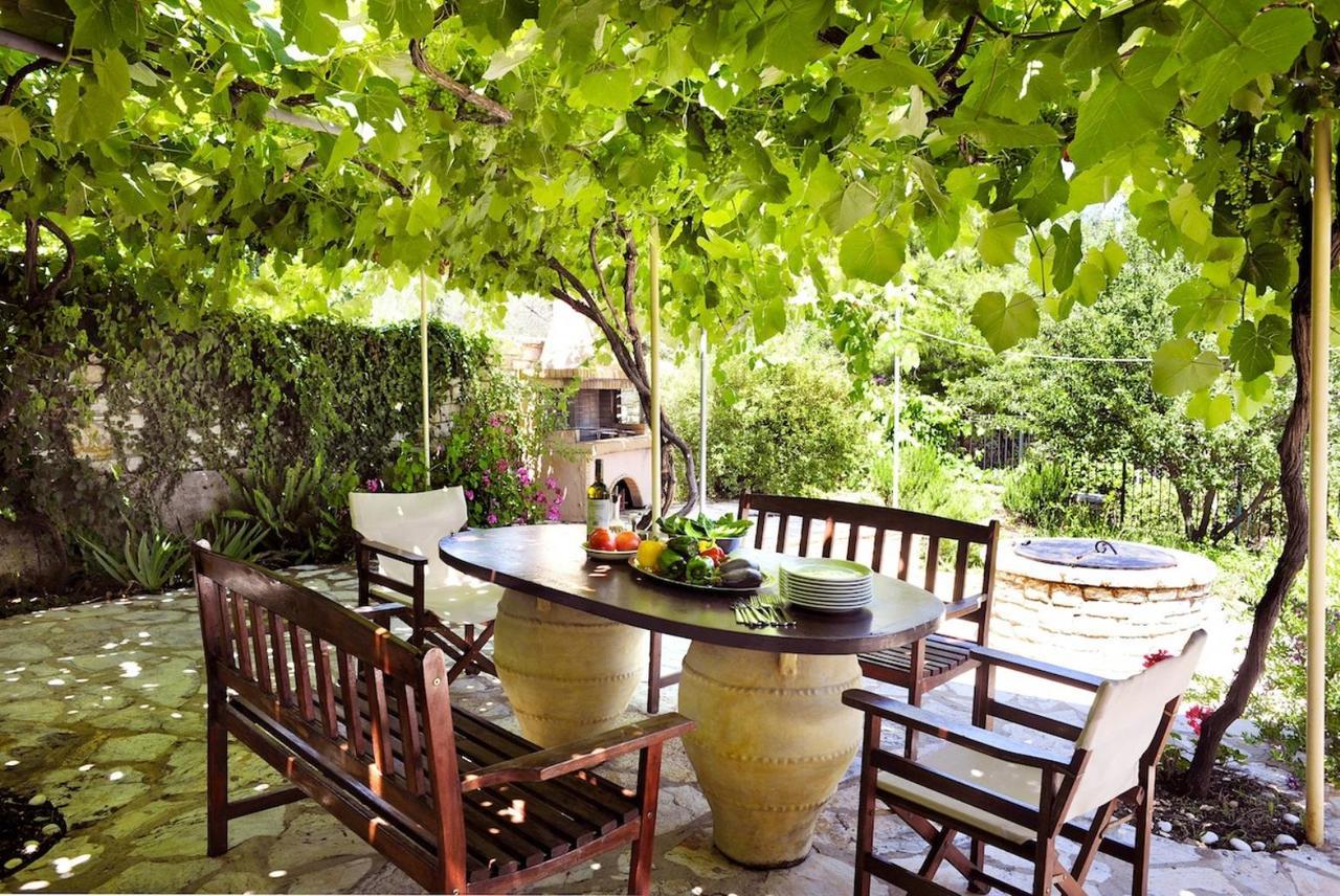 Villa Eleni Agnítsini Buitenkant foto