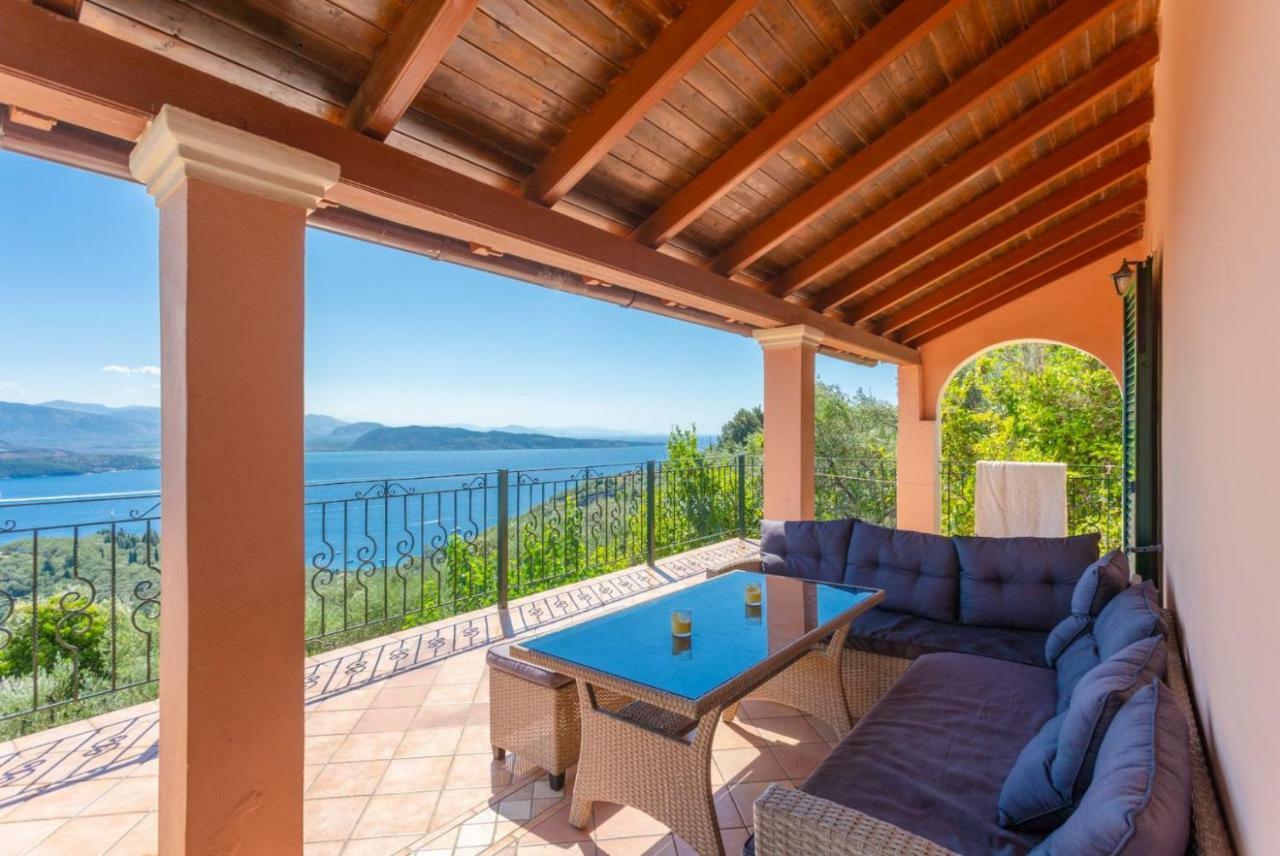 Villa Eleni Agnítsini Buitenkant foto