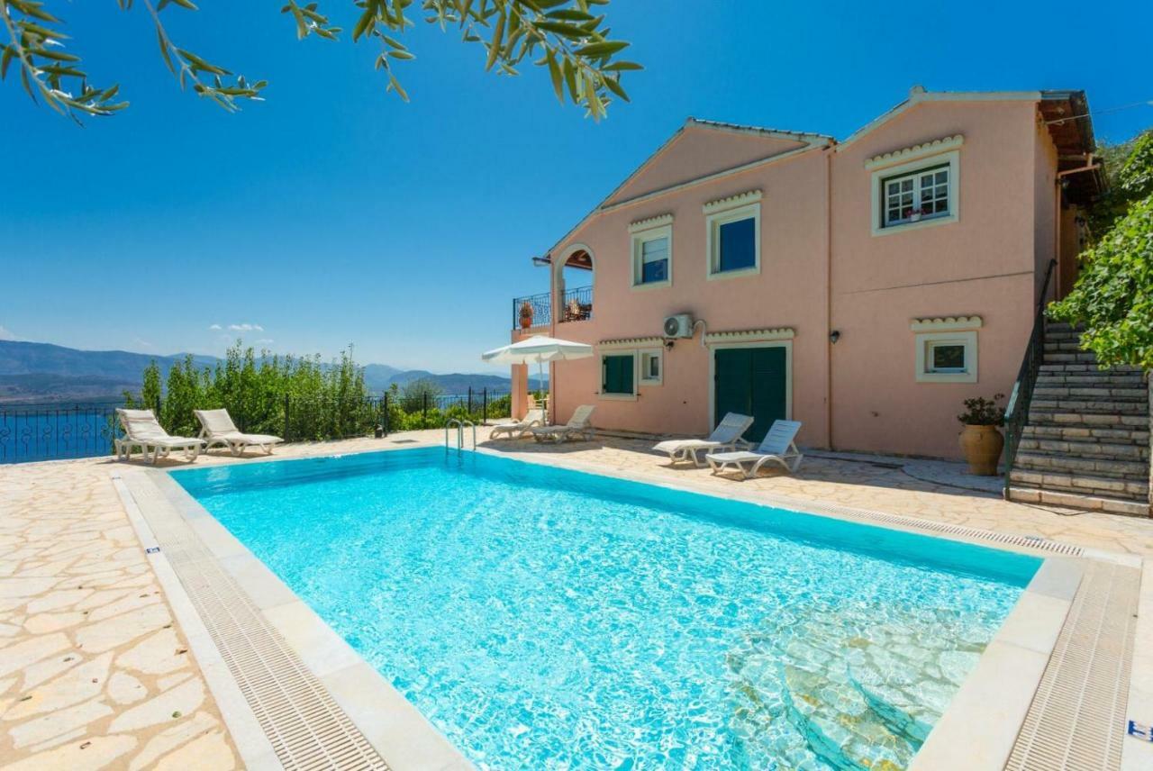 Villa Eleni Agnítsini Buitenkant foto